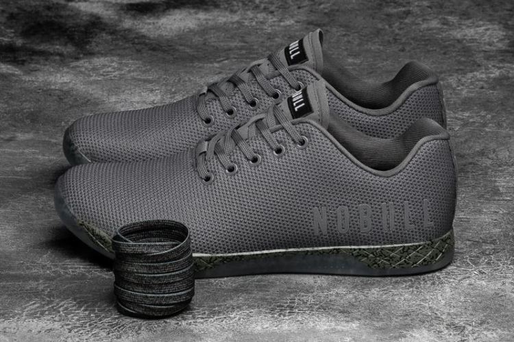 NOBULL WOMEN'S SNEAKERS DARK GREY NOTEBOOK TRAINER - Click Image to Close