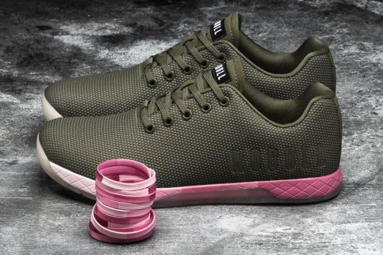 NOBULL WOMEN'S SNEAKERS ARMY PINK GRADIENT TRAINER - Click Image to Close